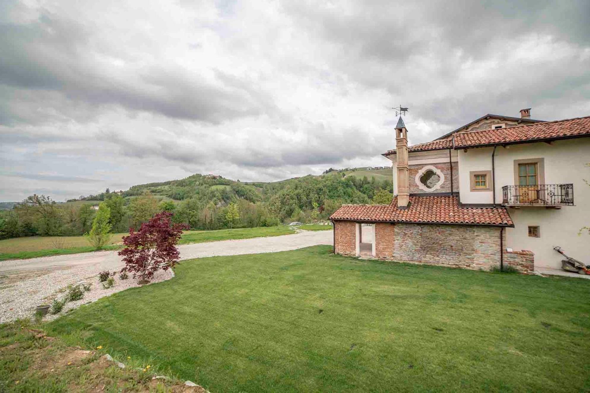 Tenuta Armonia Clavesana Exterior photo